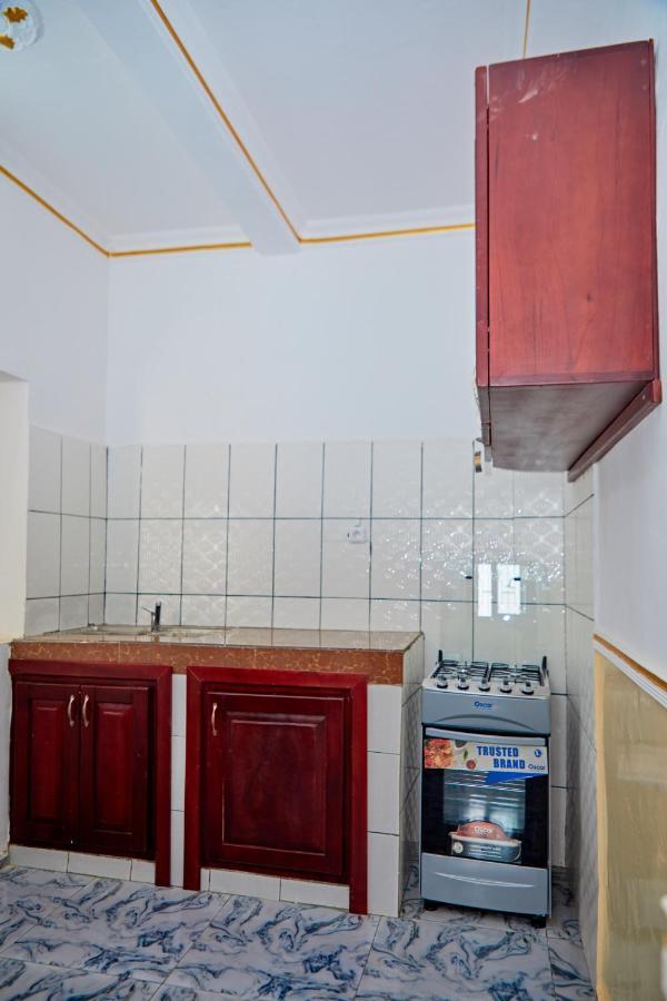 Residence Verone - Appartement Meublés Yaoundé Esterno foto