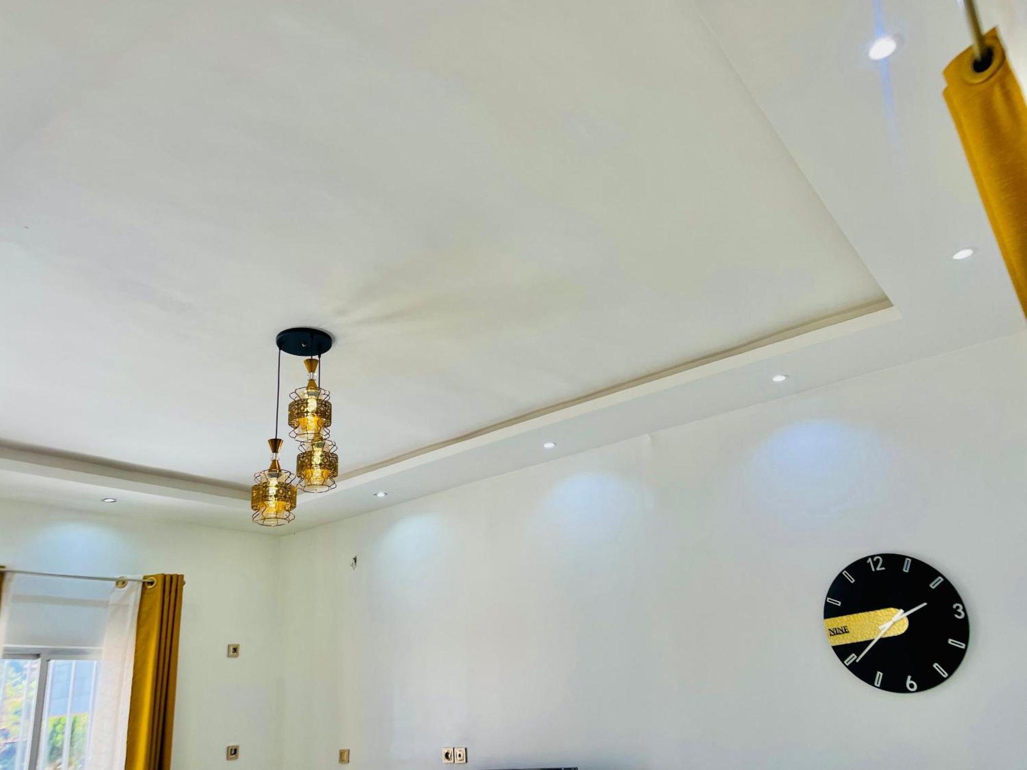 Residence Verone - Appartement Meublés Yaoundé Esterno foto