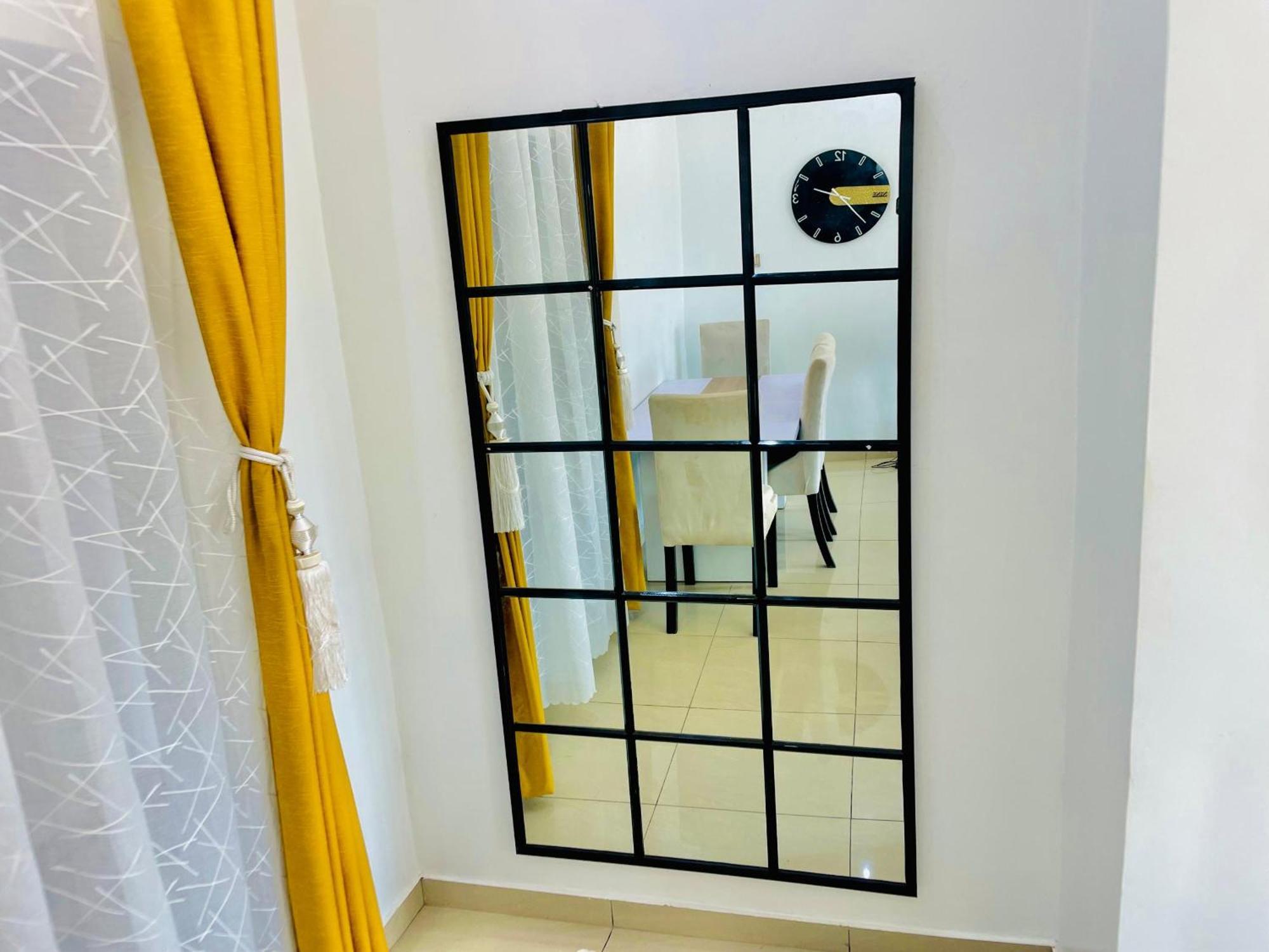 Residence Verone - Appartement Meublés Yaoundé Esterno foto
