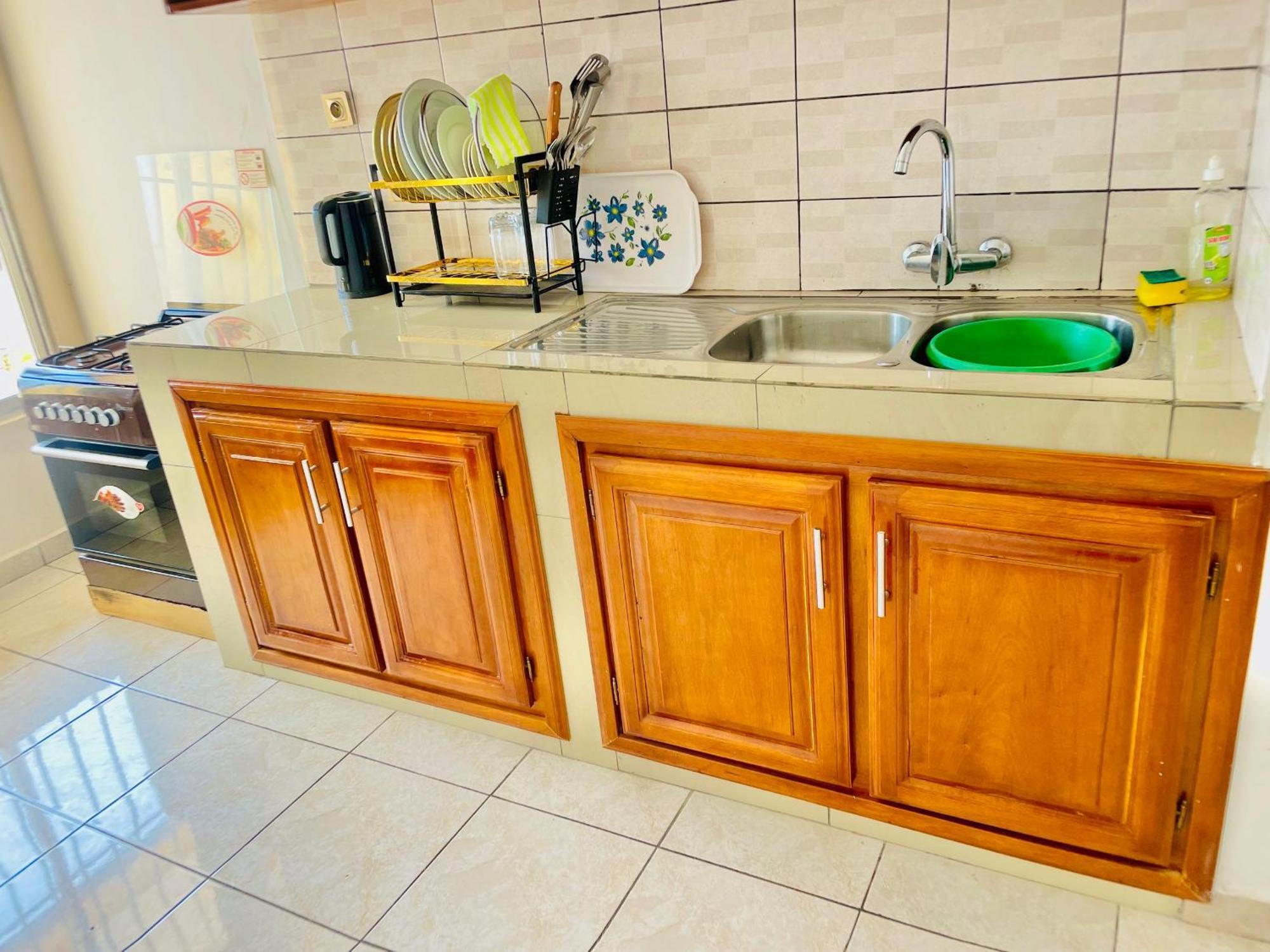 Residence Verone - Appartement Meublés Yaoundé Esterno foto